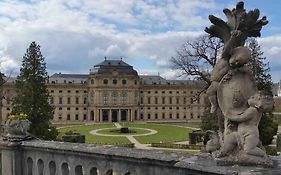 Ferienwohnung Weinbergsblick Optimale Stadtnaehe
